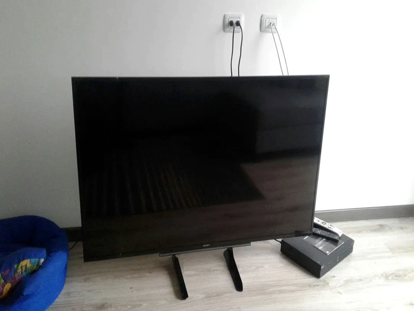 Soporte de mesa para pantallas tactiles Soporte de mesa para pantallas tactiles